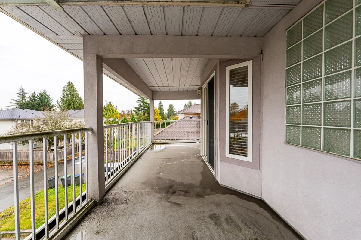 Hot Tub / Spa Photo of 10132 156 Street, Surrey, BC