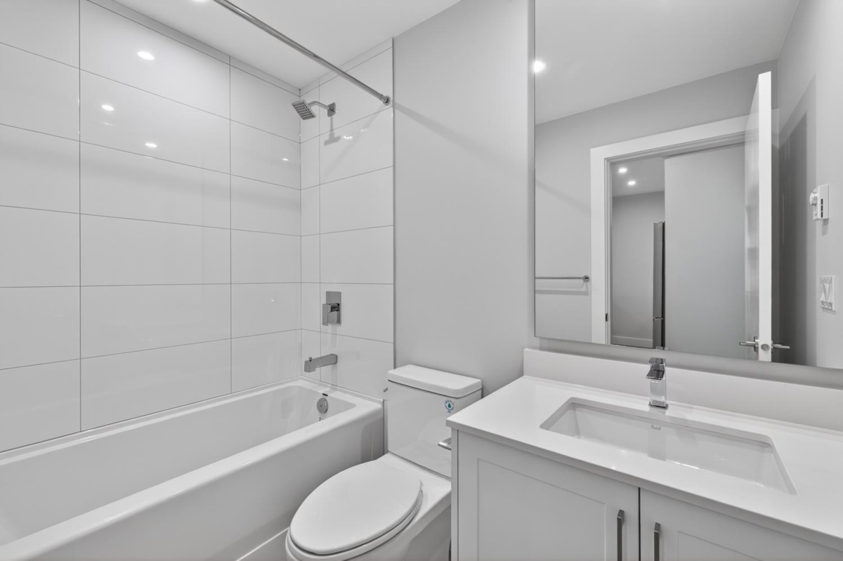 Basement Recreation Room Photo of 210 1930 Starling Drive, Tsawwassen, BC