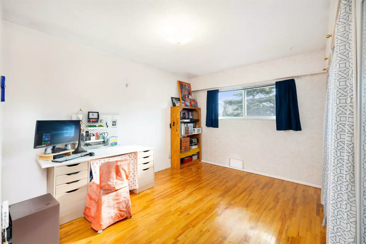 Primary Bedroom Photo of 5045 Barker Crescent, Burnaby, BC