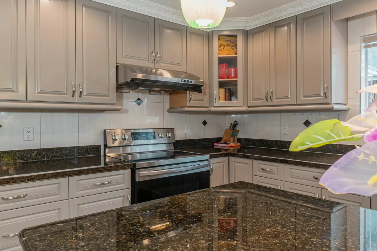 Breakfast Nook Photo of 6169 Lochdale Street, Burnaby, BC