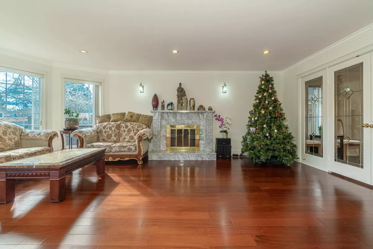 Kitchen Photo of 6169 Lochdale Street, Burnaby, BC