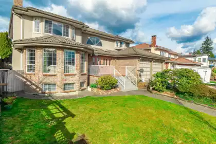 Swimming Pool Photo of 6169 Lochdale Street, Burnaby, BC