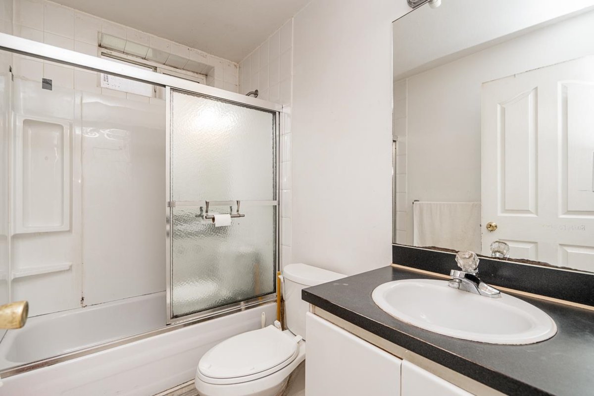 Aerial View of 726 E 56th Avenue, Vancouver, BC