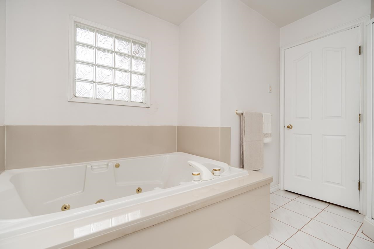 Laundry Room Photo of 726 E 56th Avenue, Vancouver, BC