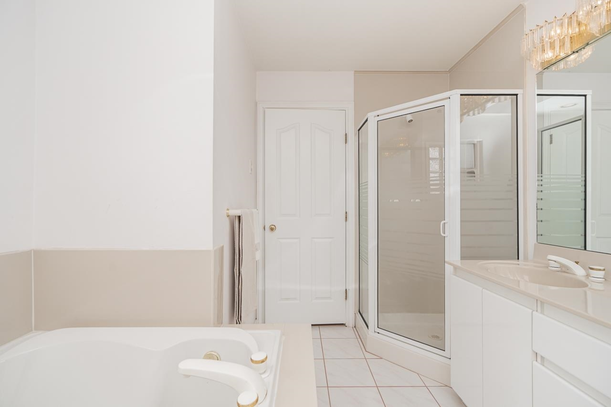 Mudroom Photo of 726 E 56th Avenue, Vancouver, BC