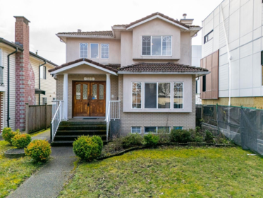 726 E 56th Avenue, Vancouver, BC, Vancouver — Single Family Residence for sale