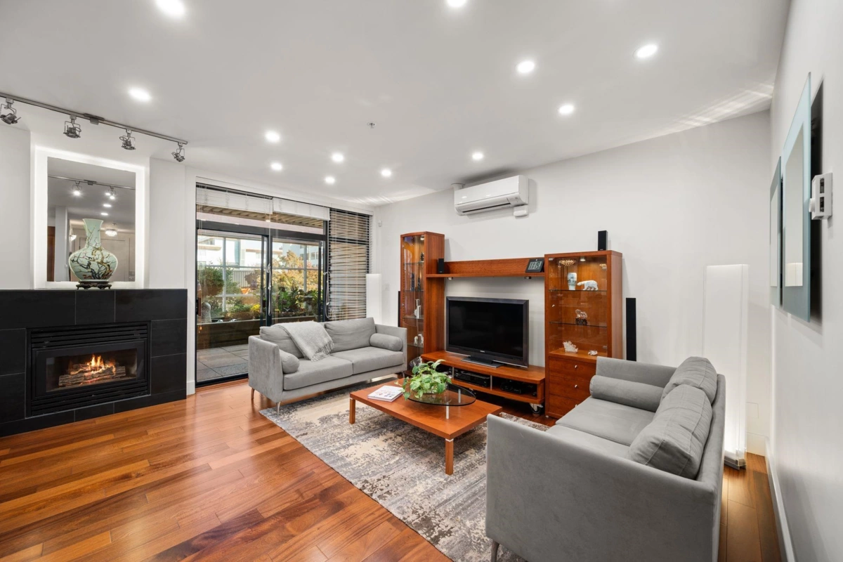 Kitchen Photo of 202 1750 W 2nd Avenue, Vancouver, BC