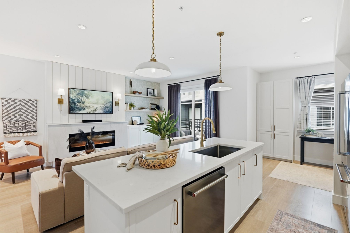 Breakfast Nook Photo of 30 22128 48a Avenue, Langley, BC