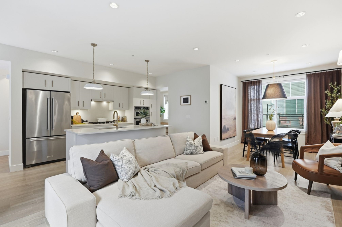 Dining Area Photo of 30 22128 48a Avenue, Langley, BC