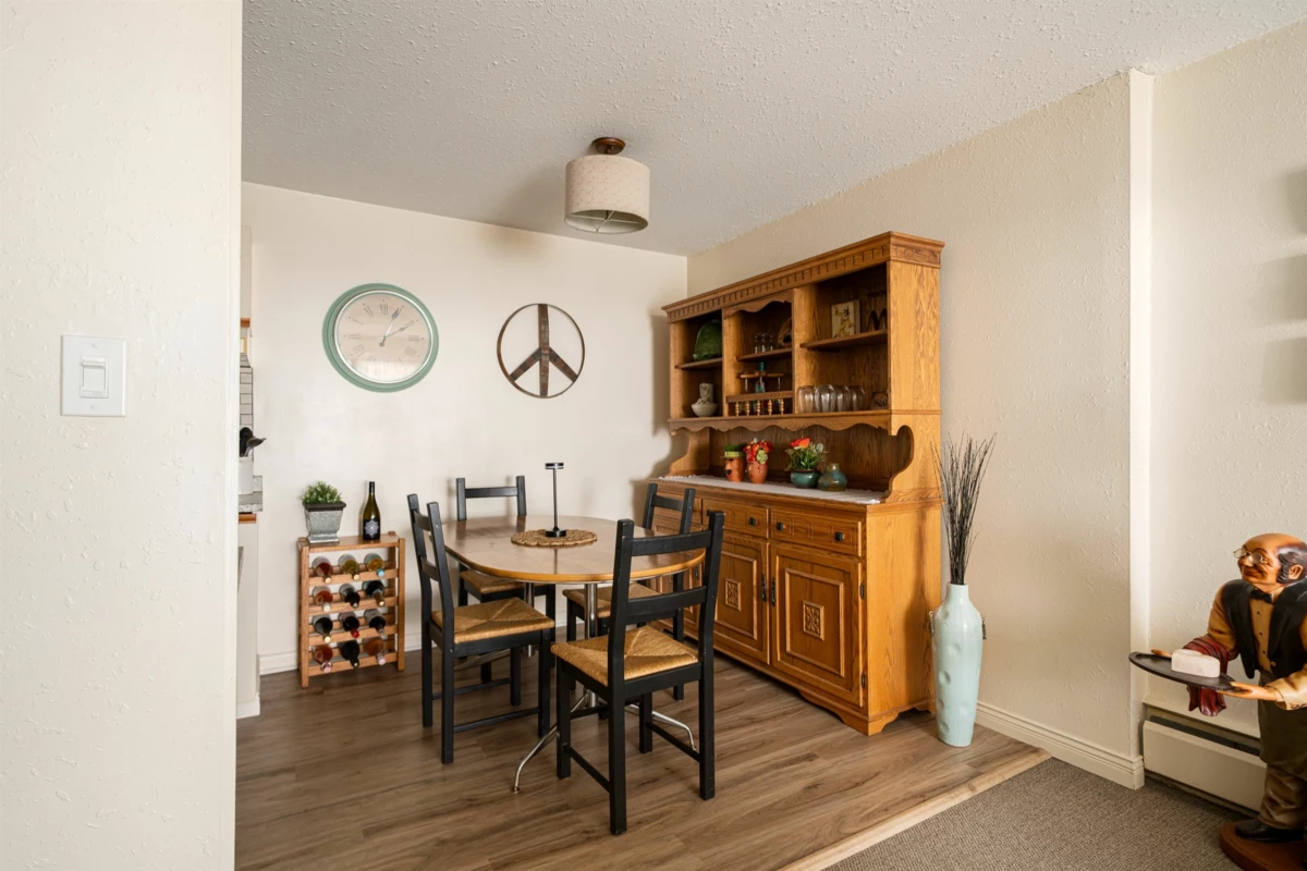 Breakfast Nook Photo of 301 1000 King Albert Avenue, Coquitlam, BC