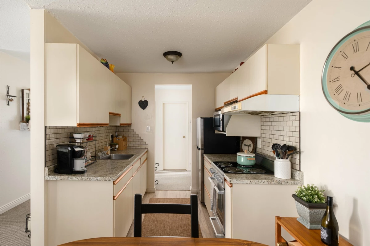 Walk-In Closet Photo of 301 1000 King Albert Avenue, Coquitlam, BC