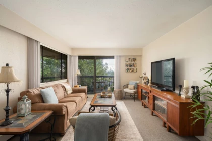 301 1000 King Albert Avenue, Coquitlam, BC