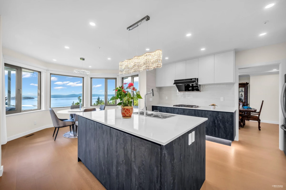 Office / Den Photo of 2662 Chelsea Place, West Vancouver, BC
