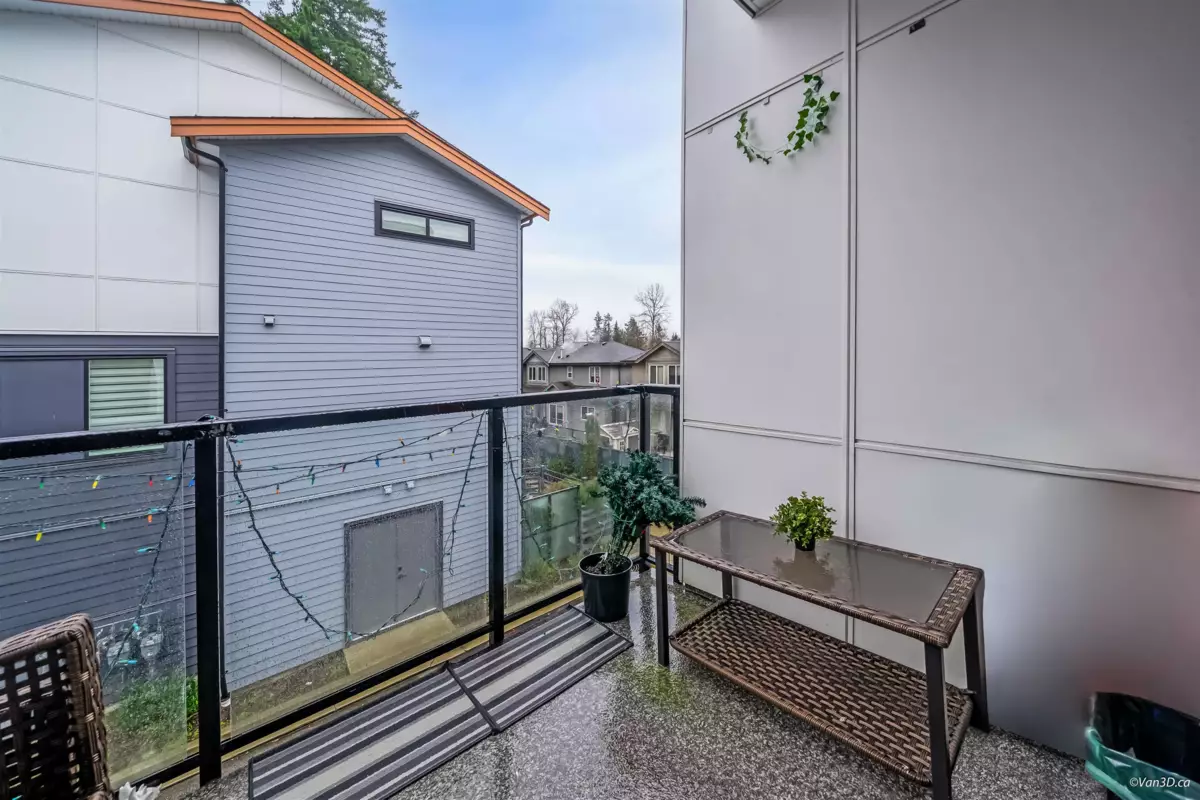 Entry Foyer Photo of 33 6138 128 Street, Surrey, BC