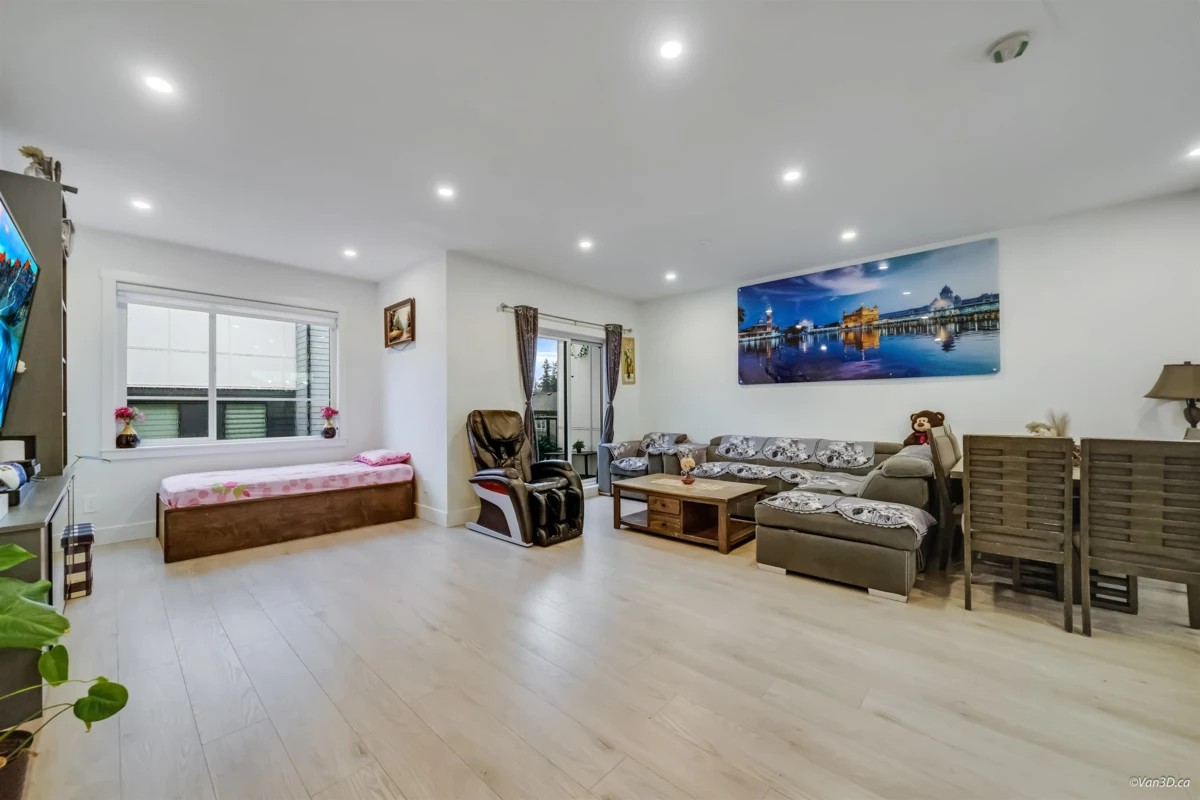 Family Room Photo of 33 6138 128 Street, Surrey, BC