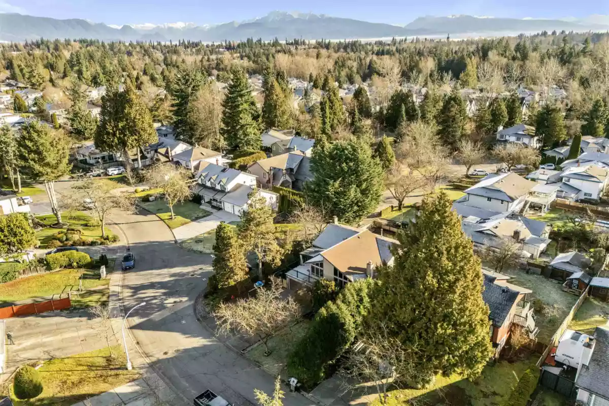 Living Room Photo of 9840 158a Street, Surrey, BC