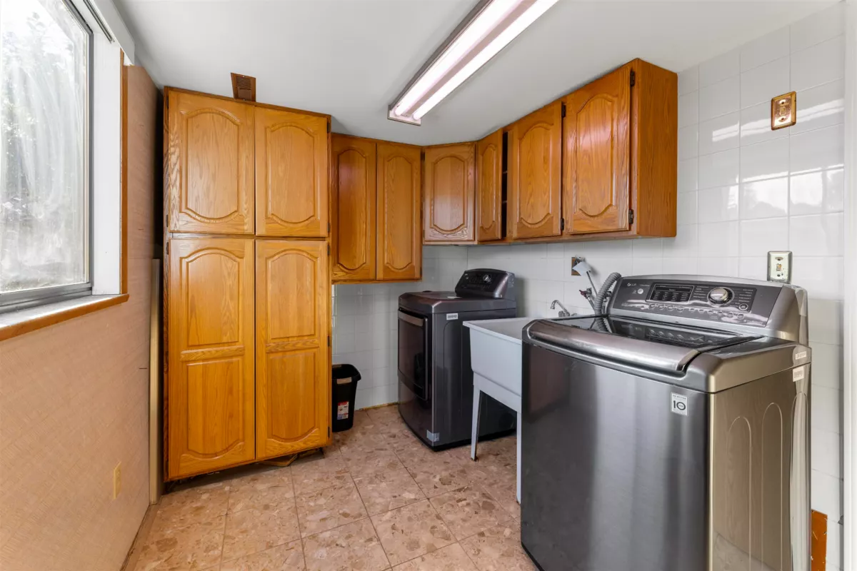 Outdoor Deck Photo of 9840 158a Street, Surrey, BC