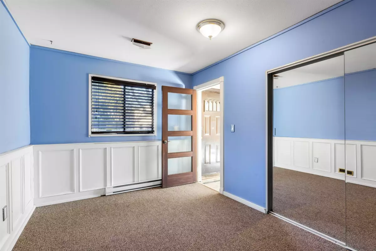 Staircase Photo of 9840 158a Street, Surrey, BC