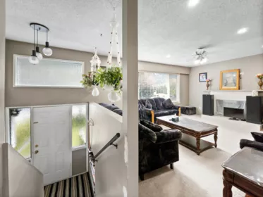 38143 Hemlock Avenue, Squamish, BC, Squamish — Single Family Residence for sale