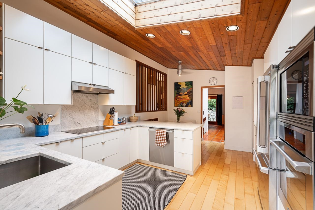 Bedroom 2 Photo of 814 Washington Drive, Port Moody, BC