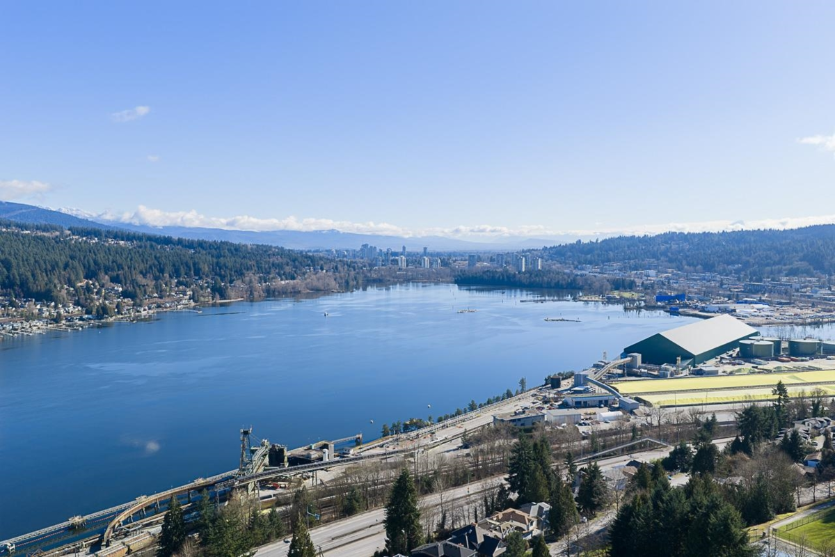 Community Amenities Photo (Clubhouse) of 814 Washington Drive, Port Moody, BC
