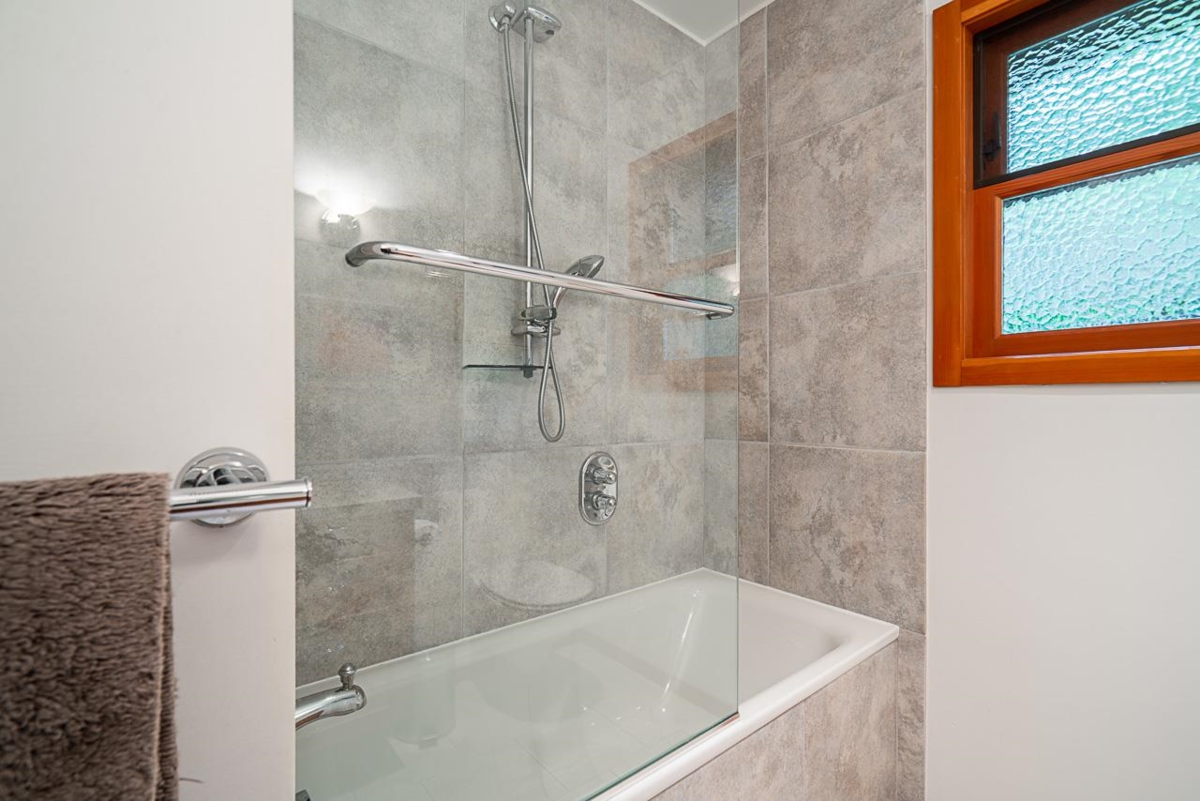 Laundry Room Photo of 814 Washington Drive, Port Moody, BC