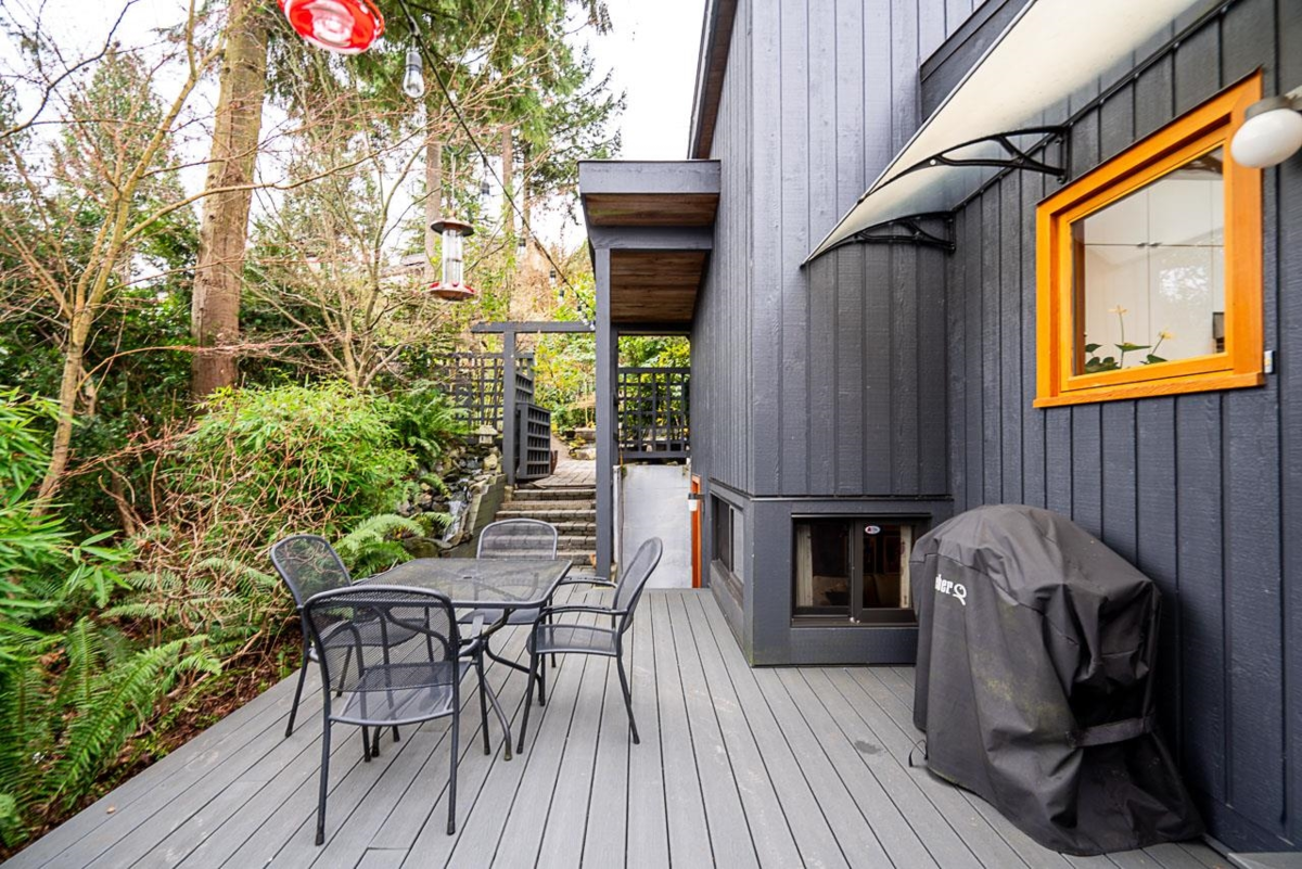 Outdoor Deck Photo of 814 Washington Drive, Port Moody, BC