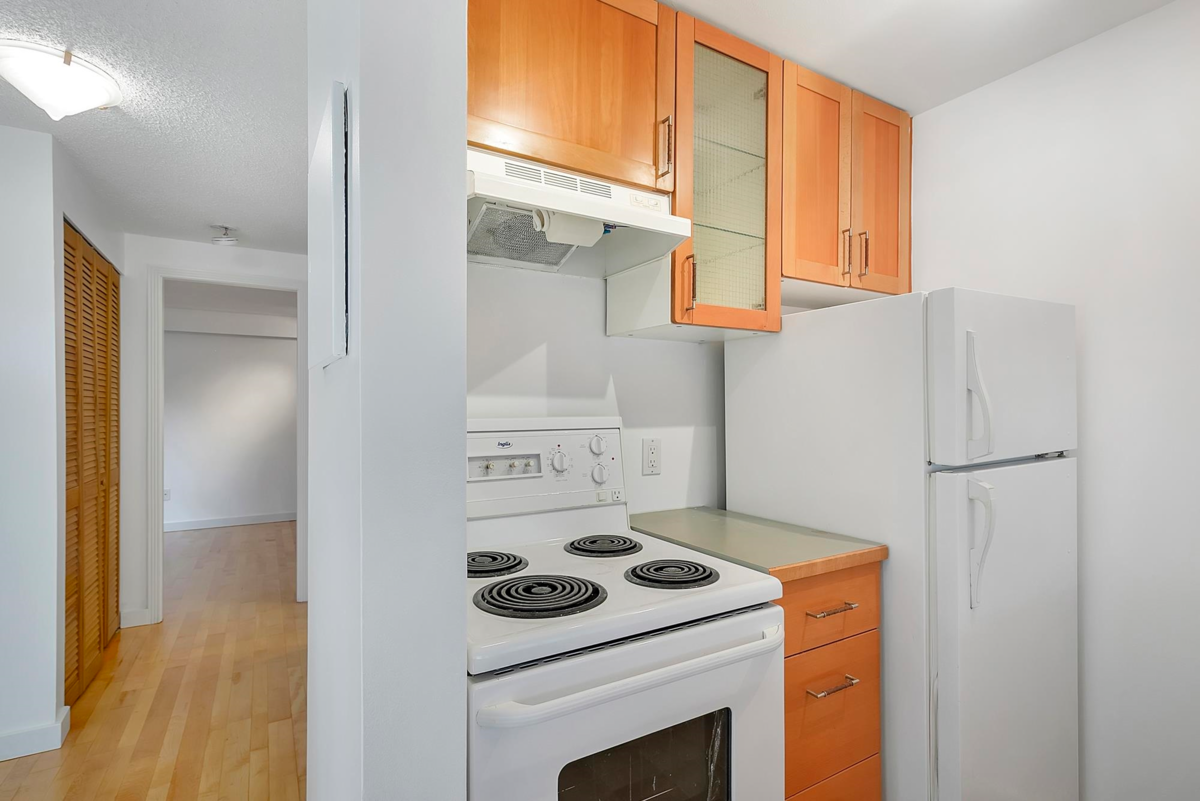 Breakfast Nook Photo of 6 1101 W 8th Avenue, Vancouver, BC