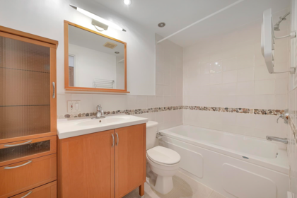 Loft / Bonus Room Photo of 6 1101 W 8th Avenue, Vancouver, BC