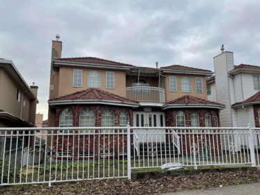 7275 Victoria Drive, Vancouver, BC, Fraserview VE — 7 bed single family residence for sale