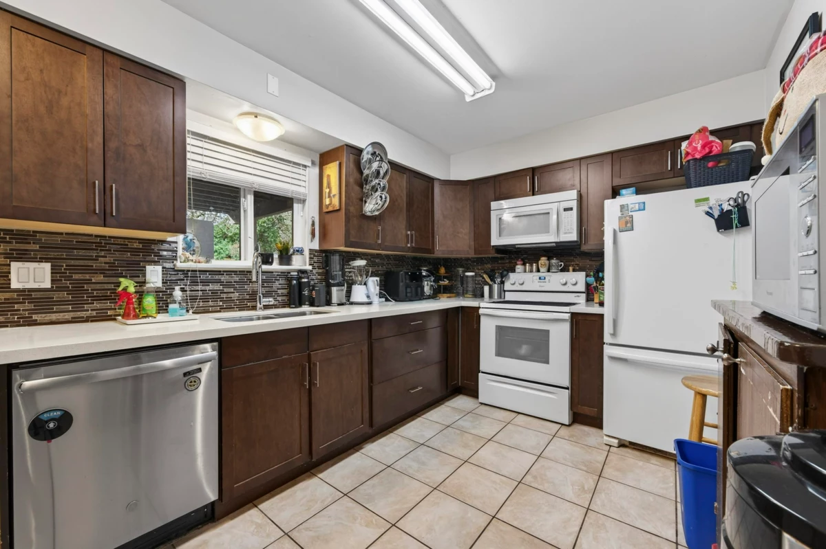 Family Room Photo of 21468 Mayo Place, Maple Ridge, BC