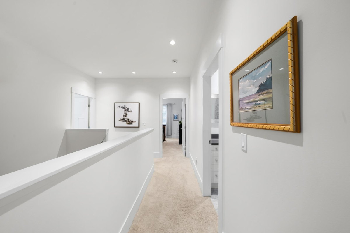 Entry Foyer Photo of 87 3295 Sunnyside Road, Anmore, BC