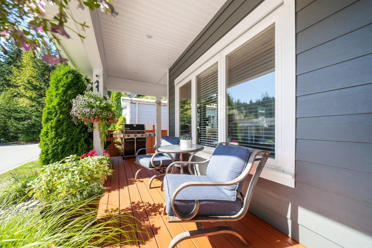 Kitchen Photo of 87 3295 Sunnyside Road, Anmore, BC