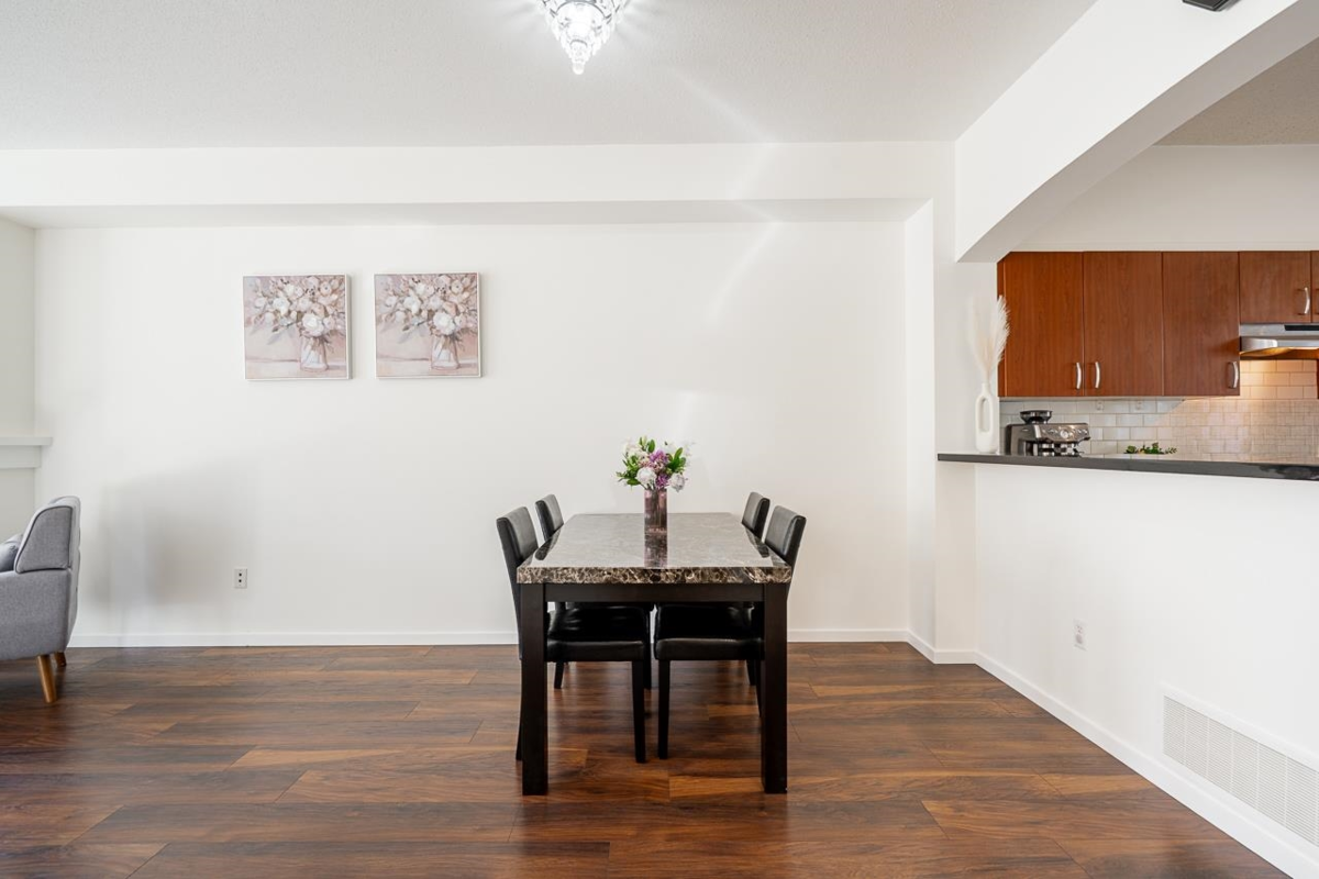 Kitchen Island Photo of 23 9088 Halston Court, Burnaby, BC
