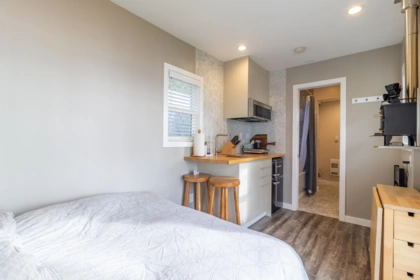 Hot Tub / Spa Photo of 27113 Schooner Way, No City Value, BC