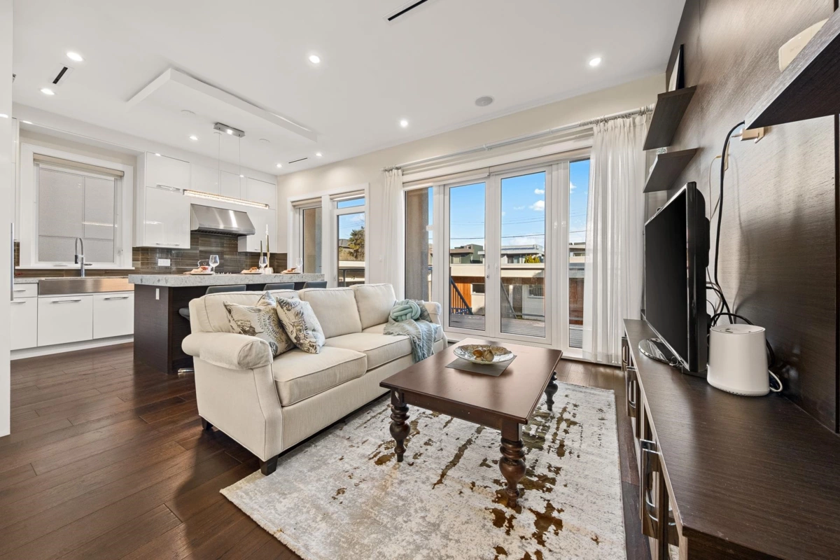 Primary Bedroom Photo of 3253 W 21st Avenue, Vancouver, BC