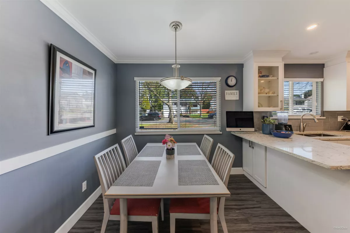 Breakfast Nook Photo of 6153 Morgan Drive, Surrey, BC