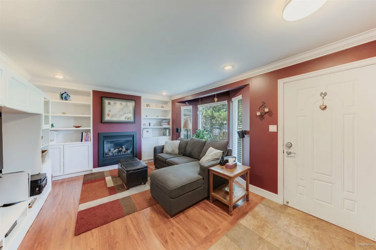 Family Room Photo of 6153 Morgan Drive, Surrey, BC