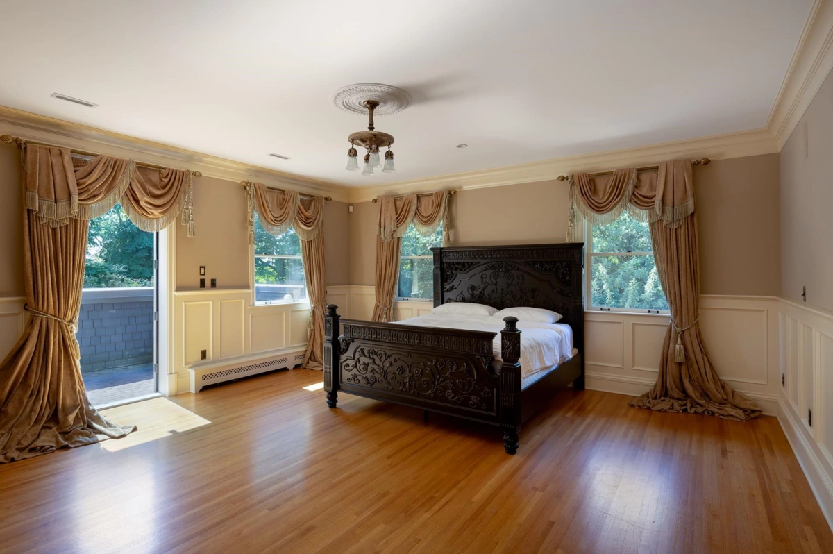 Laundry Room Photo of 2 3838 Cypress Street, Vancouver, BC