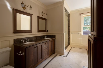 Hallway Photo of 2 3838 Cypress Street, Vancouver, BC