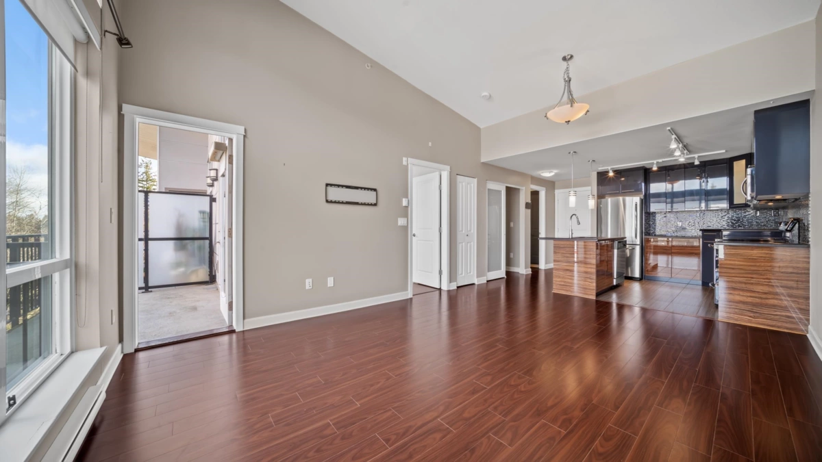 Family Room Photo of 426 12039 64 Avenue, Surrey, BC
