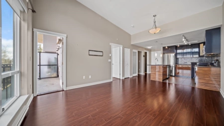 426 12039 64 Avenue, Surrey, BC, Surrey — Apartment/Condo for sale