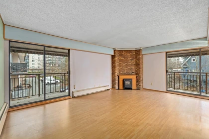 304 425 Ash Street, New Westminster, BC, New Westminster — Apartment/Condo for sale