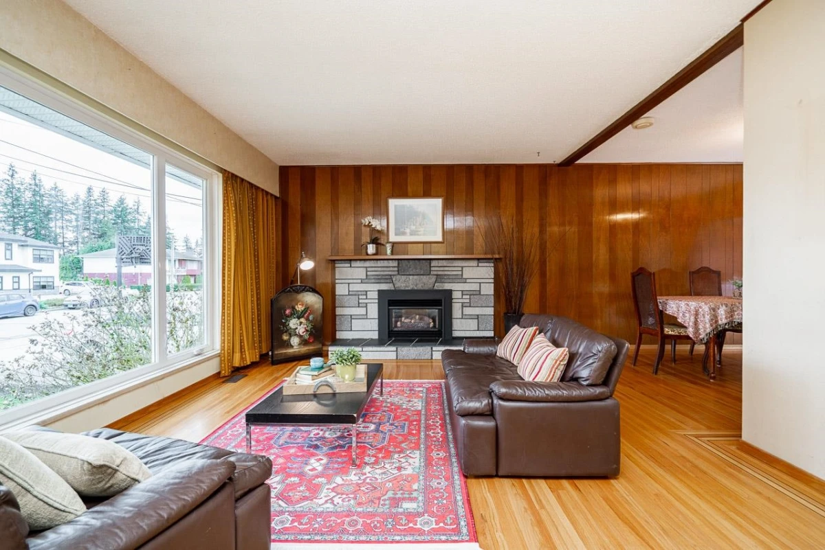 Family Room Photo of 2293 Warrenton Avenue, Coquitlam, BC