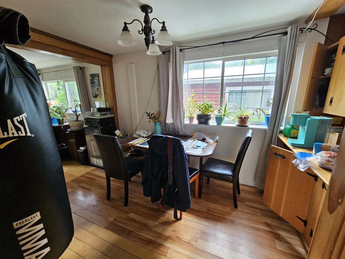 Family Room Photo of 6 Bracken Parkway, Squamish, BC