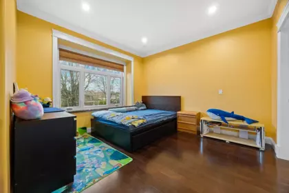 Mudroom Photo of 6830 Vivian Street, Vancouver, BC