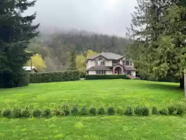 43462 Lumsden Road, Yarrow, BC, Yarrow — Single Family Residence for sale