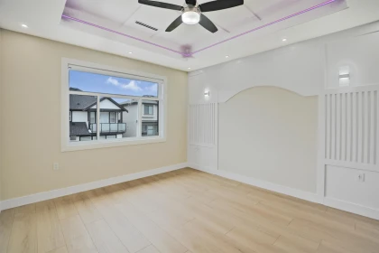 Office / Den Photo of 16505 20 Avenue, Surrey, BC