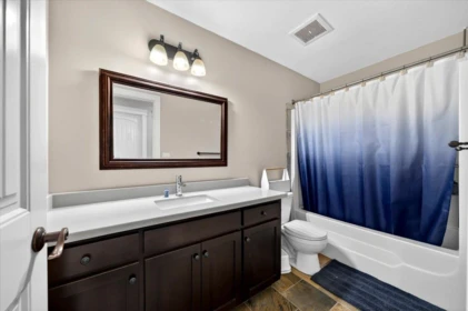 Hallway Photo of 24696 103a Avenue, Maple Ridge, BC