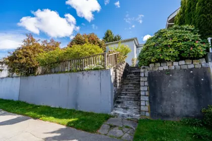 Hot Tub / Spa Photo of 4712 Victoria Drive, Vancouver, BC